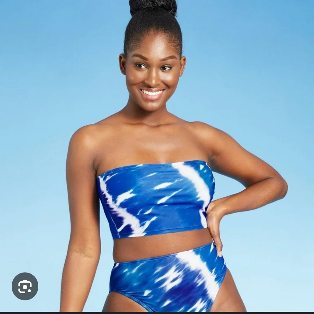 Bikini Top and bottom - Xhilaration Blue Tie-Dye Size top D/DD & bottom M